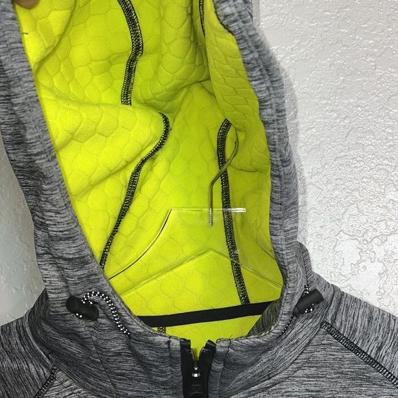 American Eagle Men’s Long Sleeve AE Active Flex  Gray Zip Up Jacket - Picture 4 of 7